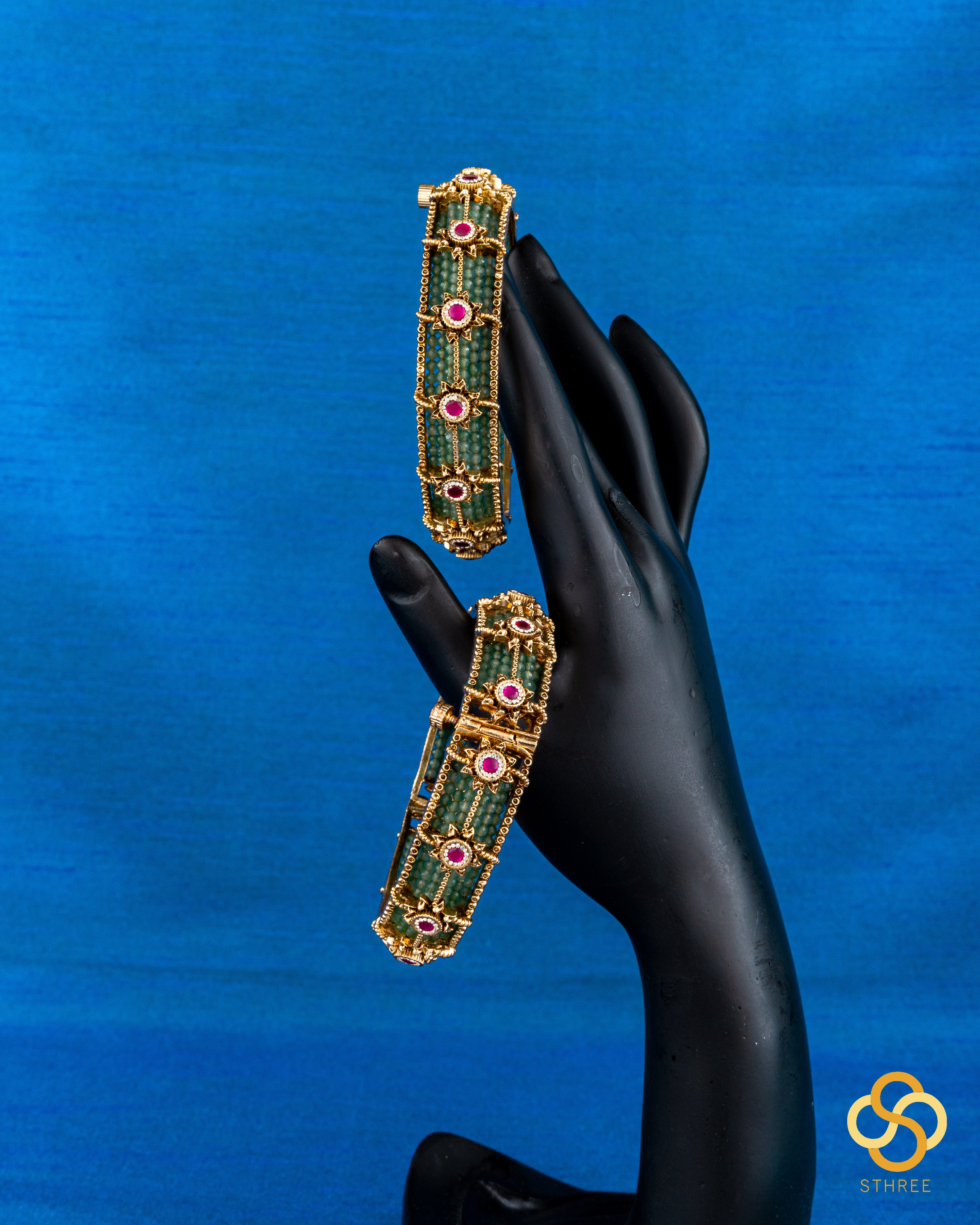 Antique pattern Kada - Green  colour beads