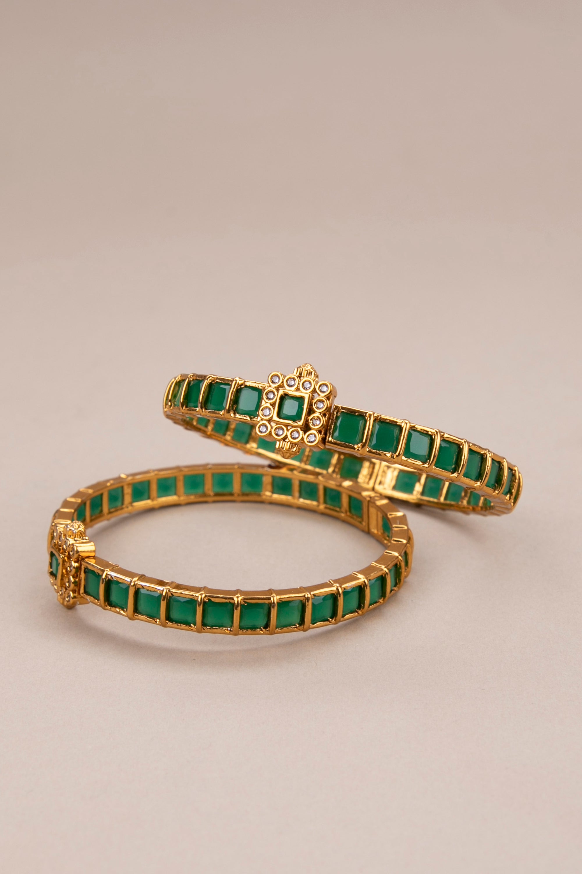 Emerald green kada with mogappu (openable pattern)