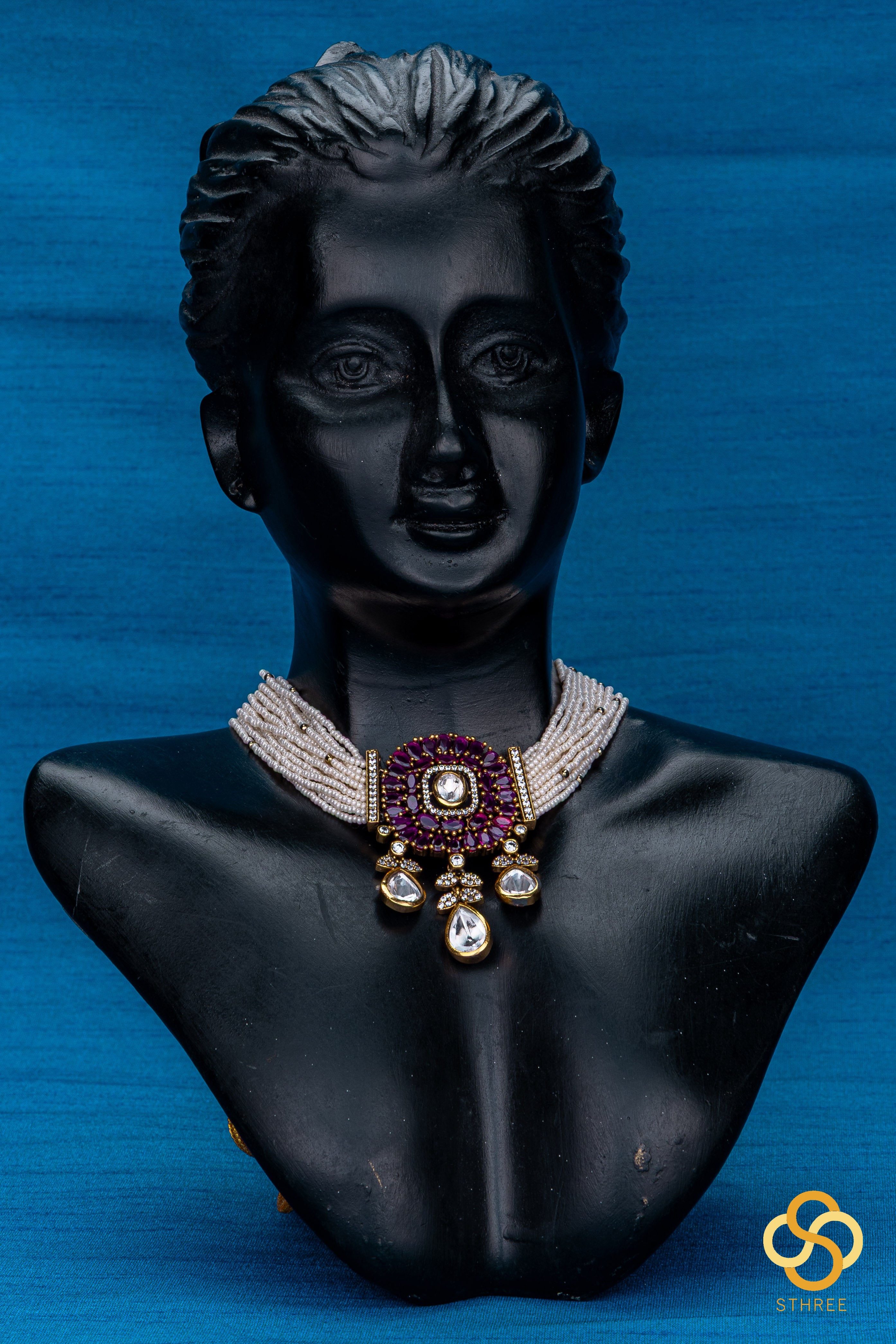 Pearl Choker in Jadau kundan pendant - Amethyst