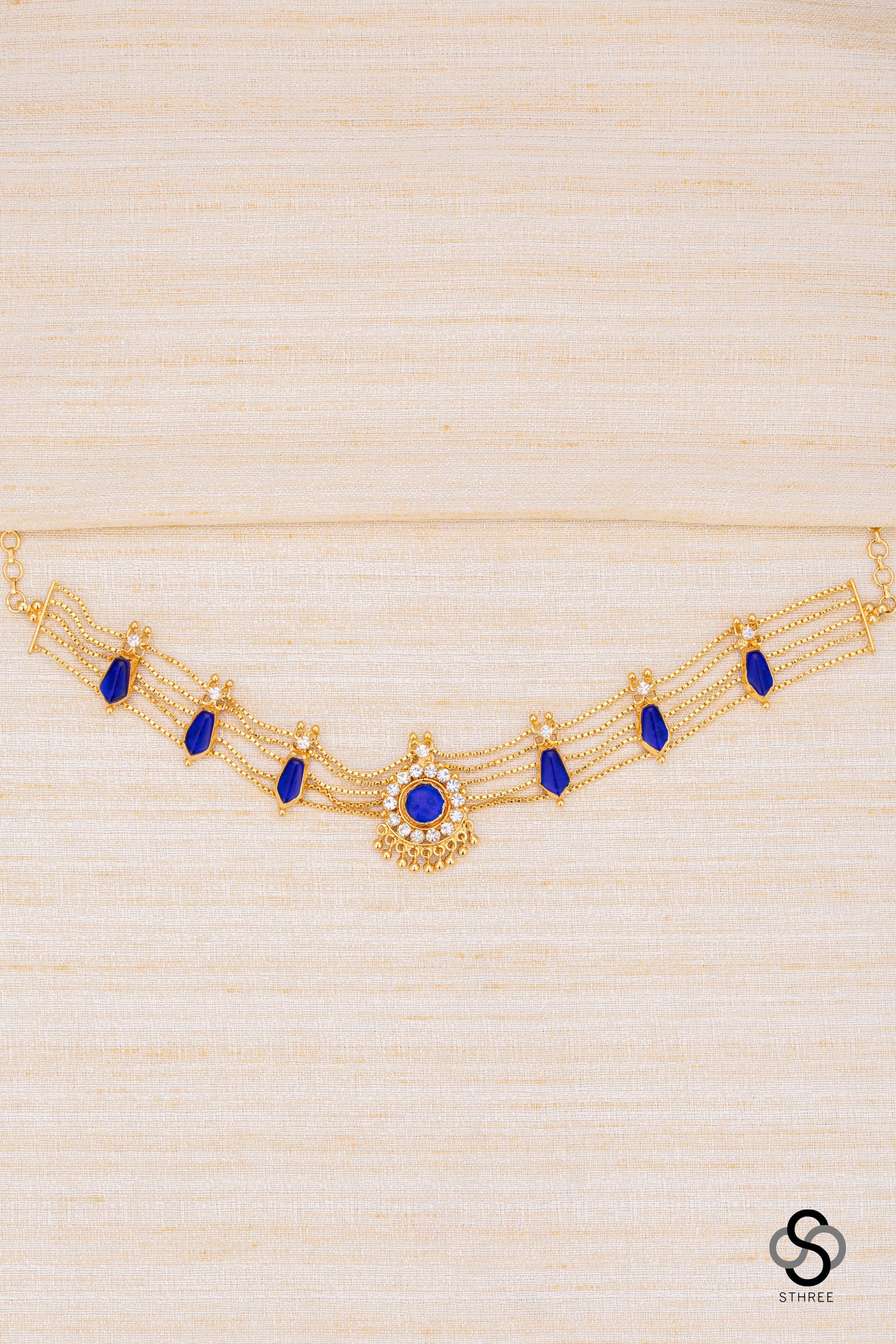 Traditional kemp choker in Sapphire blue