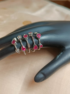 Spring ring - five lines, pure silver and rubies