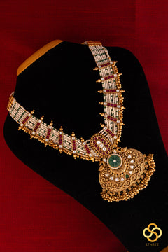 Rani haar - Pearls and Kemp