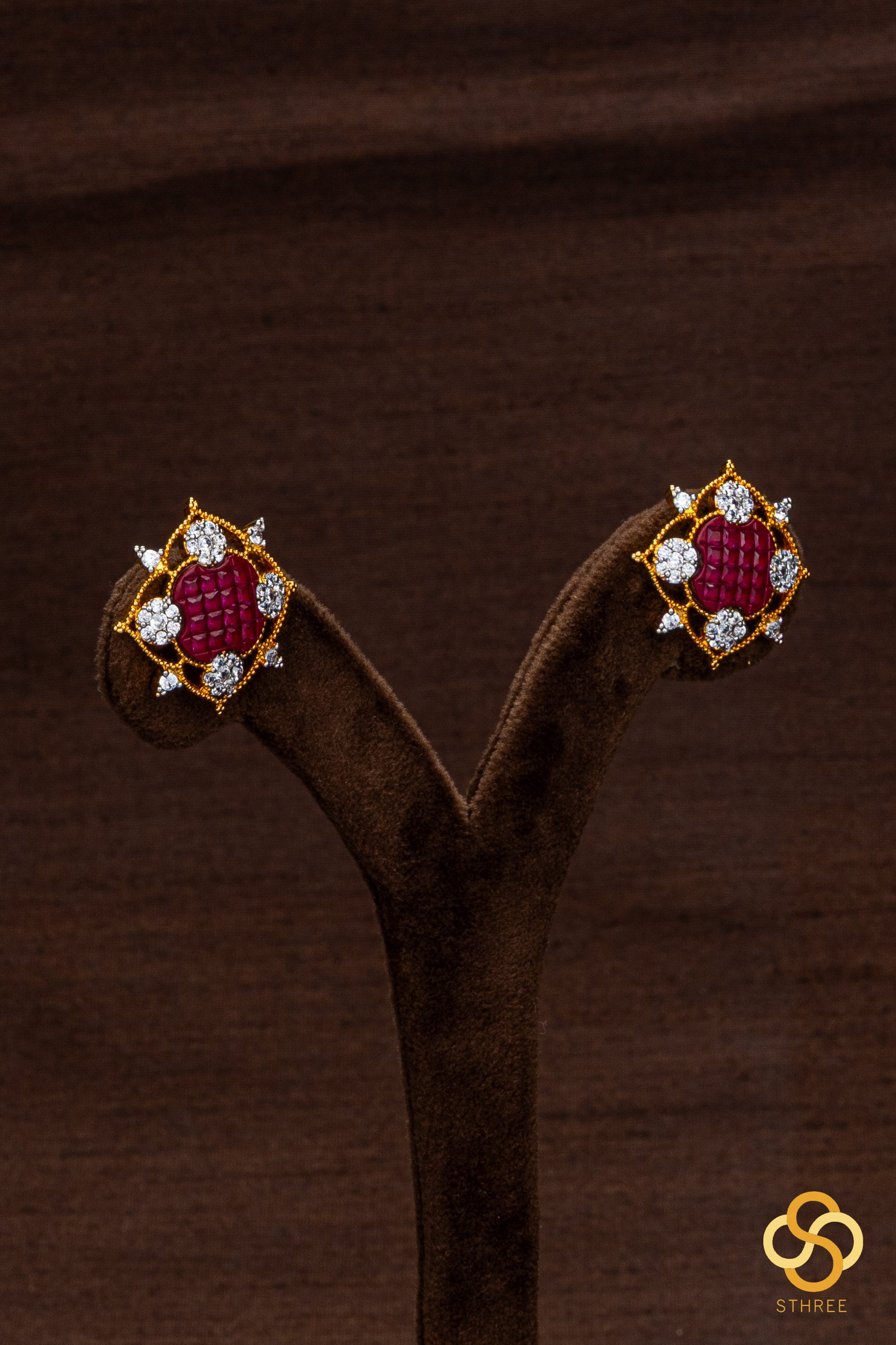 Diamond pattern with ruby red earrings
