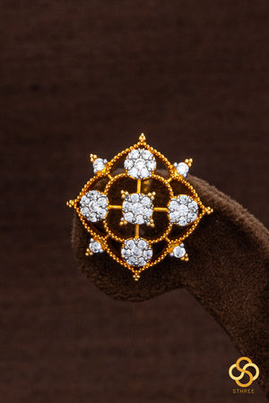 Diamond pattern earrings