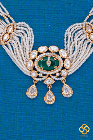 Pearl Choker in Jadau Kundan Pendant - Emerald Green