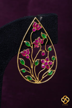 Jadau kundan earrings - Ruby red flowers with green
