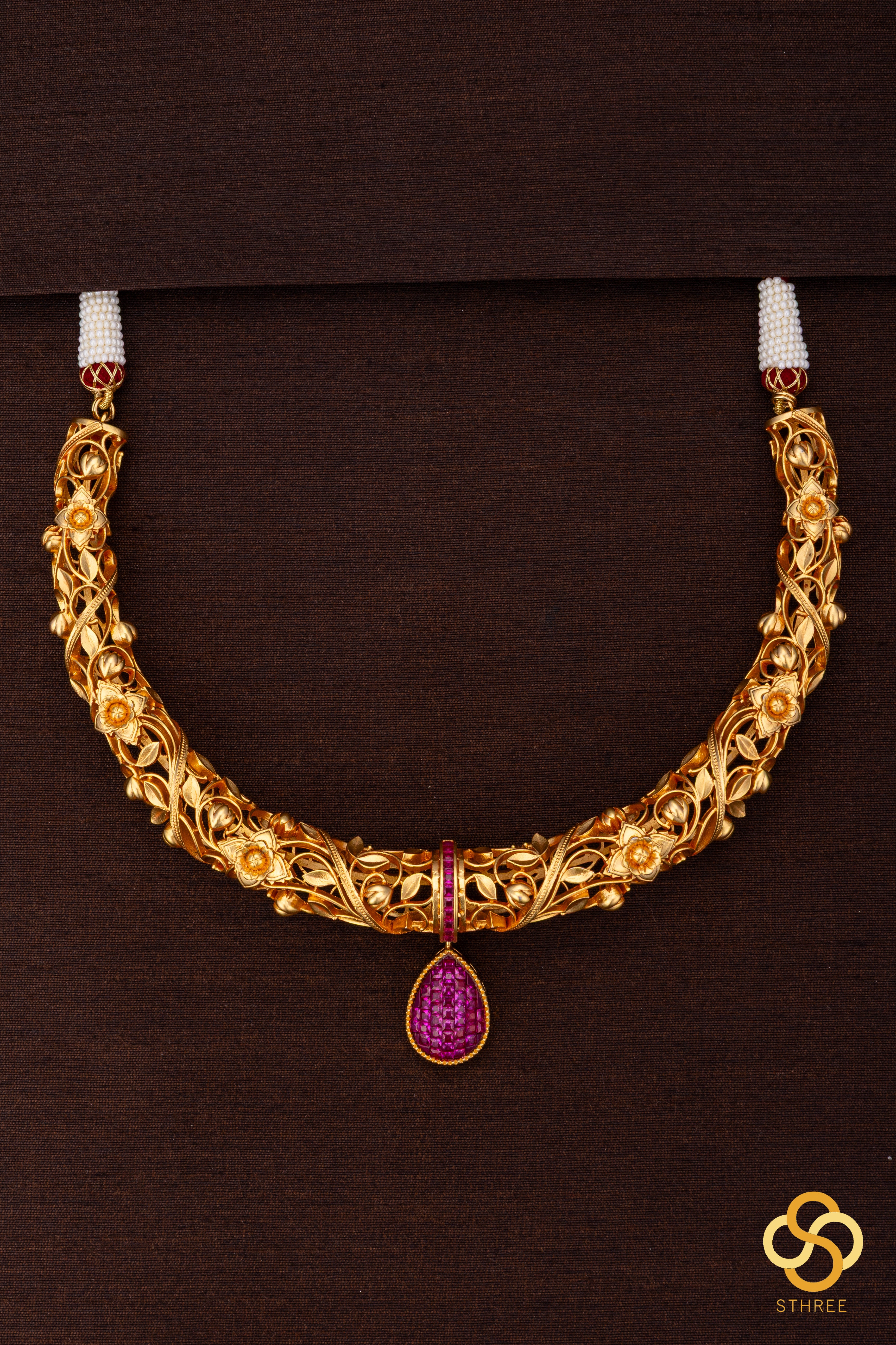 Hasli set - Ruby centerpiece