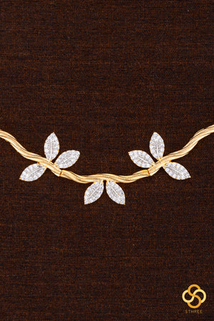 Leaf pattern necklace set