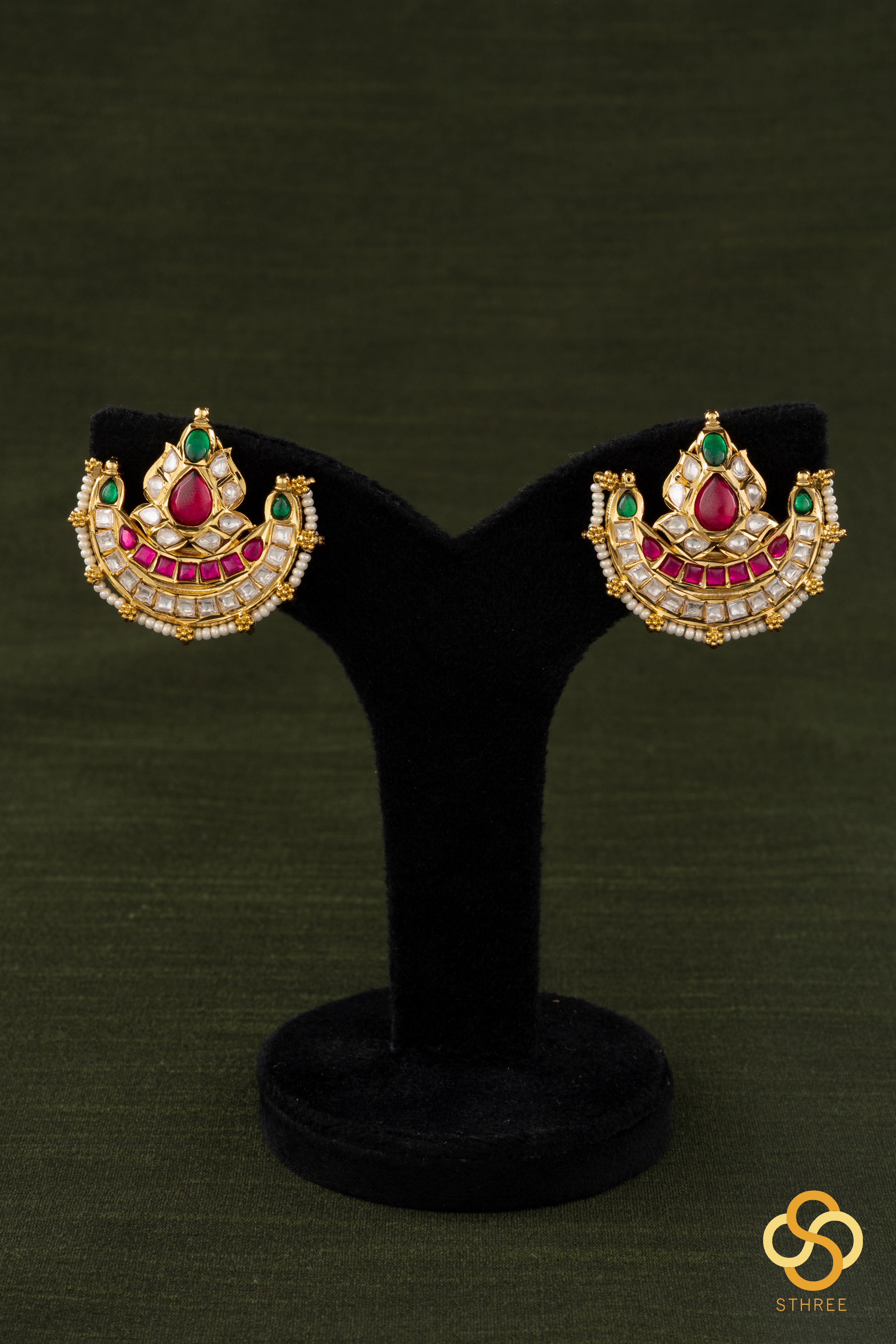 Five Deepam Kundan Choker Set