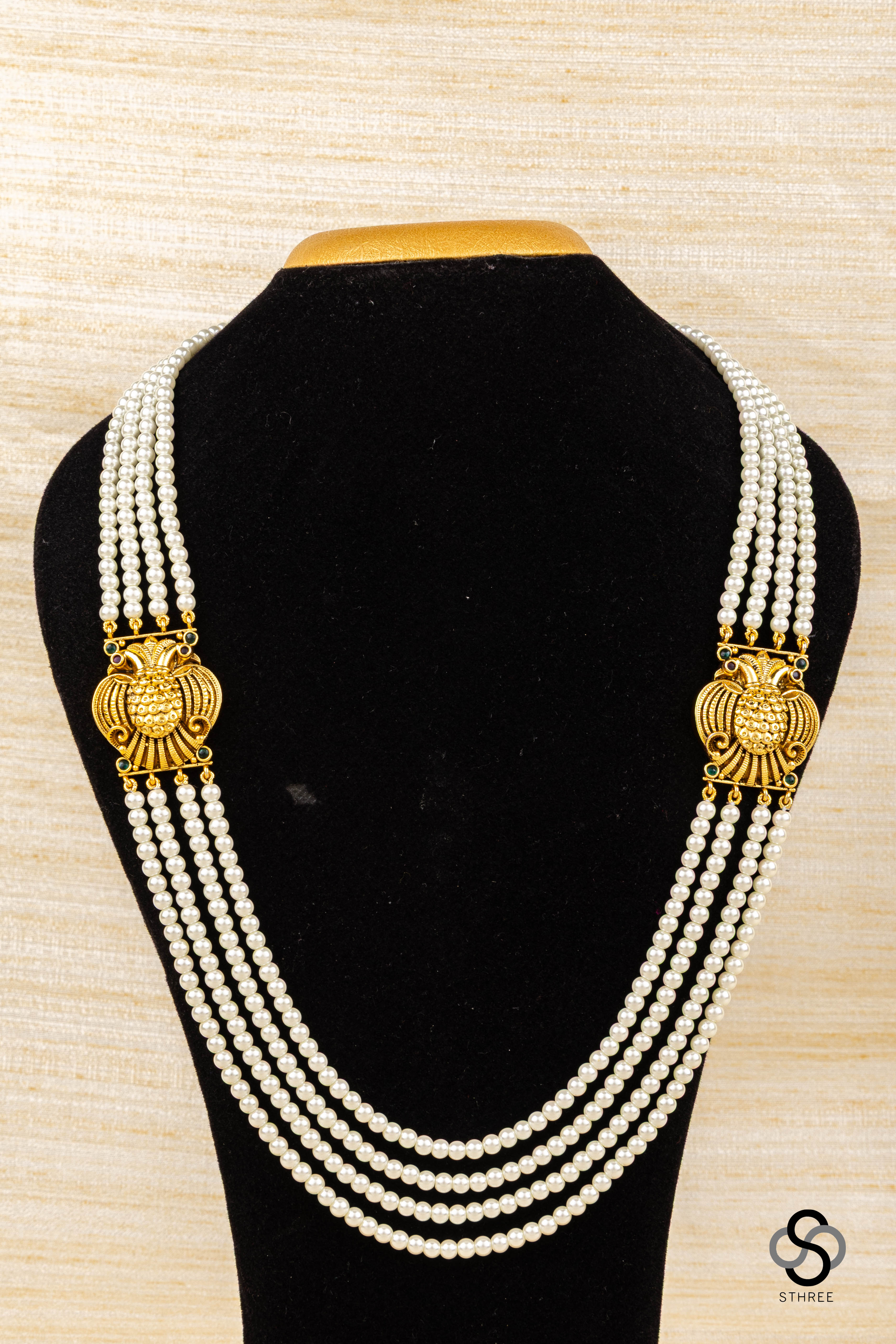 Four Liner Pearls with Gandaberunda Mogappu