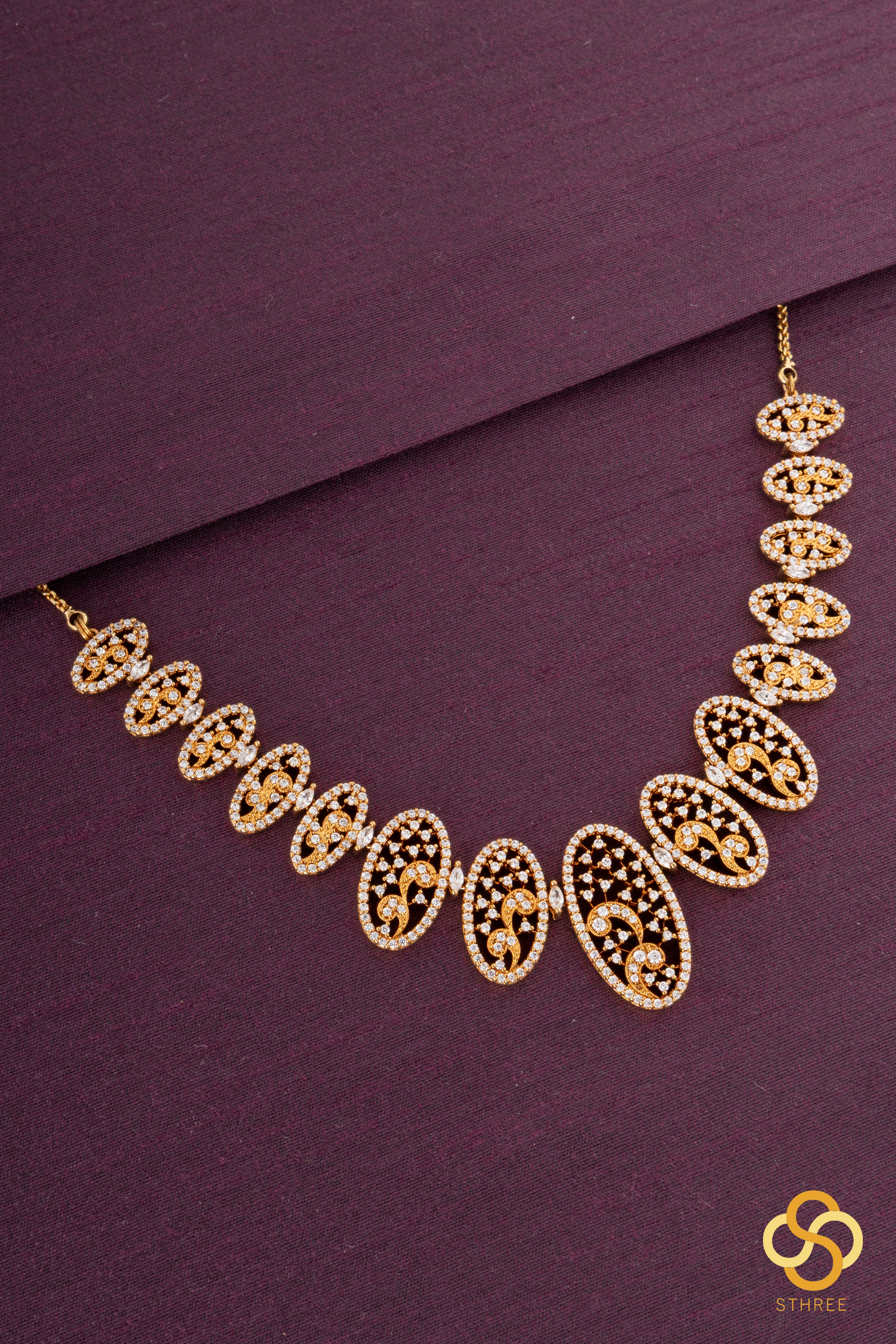 Diamond Pattern - Zircon