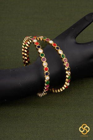 Navarathna pattern bangles