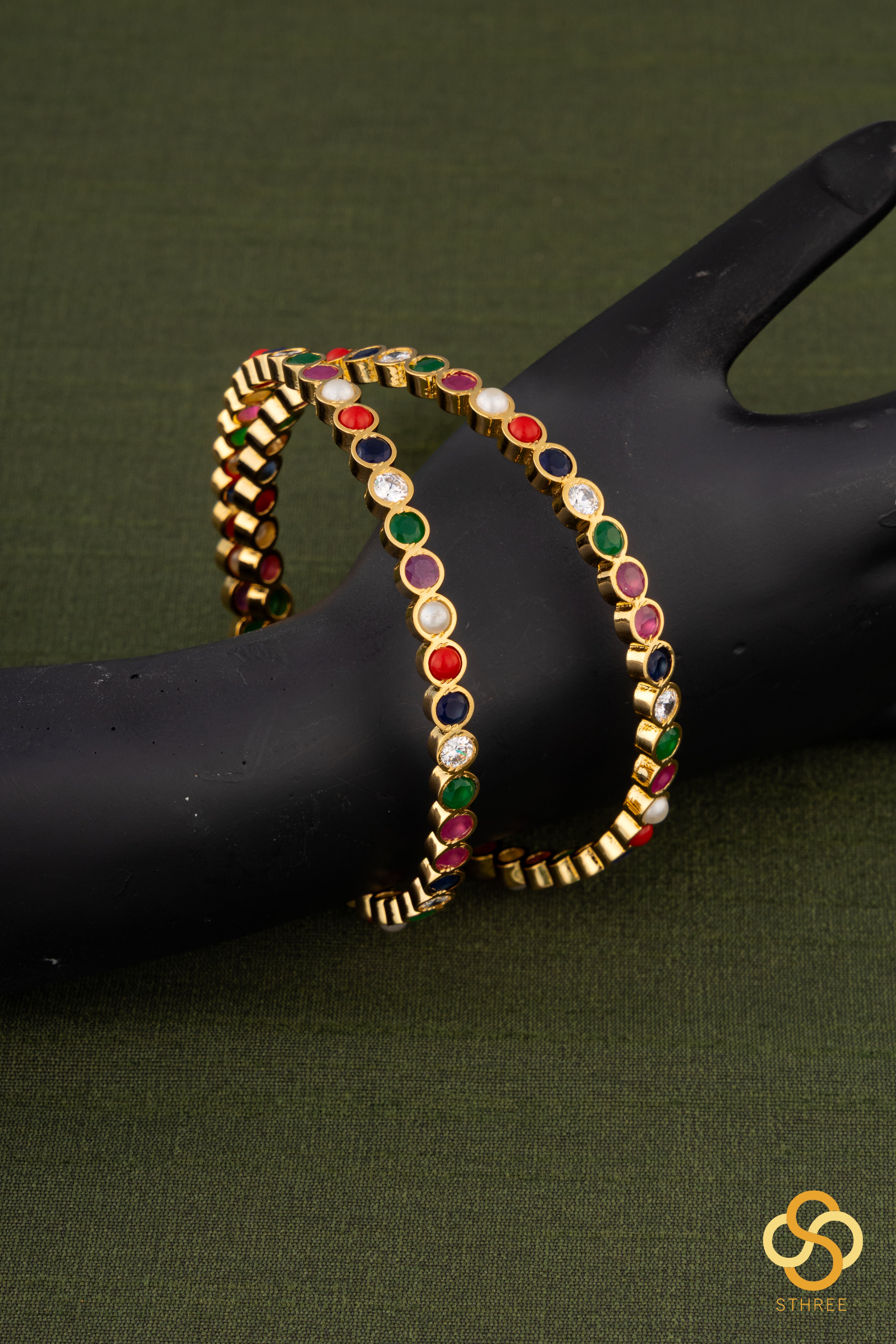 Navarathna pattern bangles