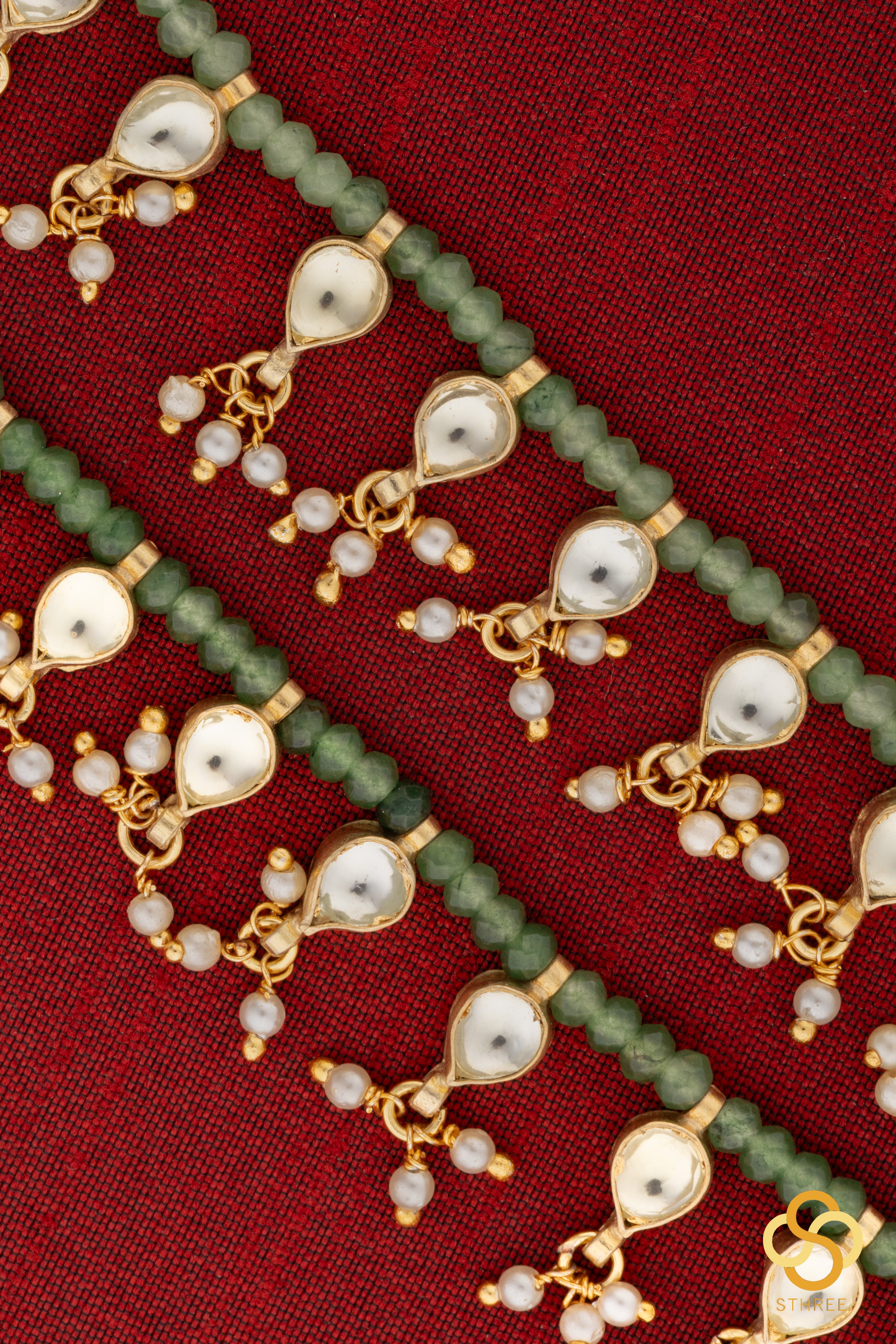 Jadau Kundan and Pearls Necklace with Green Beads