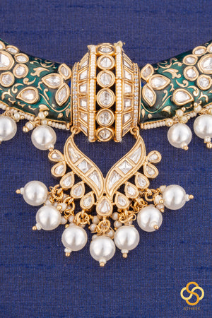 Hasli - Emerald Green with pearls