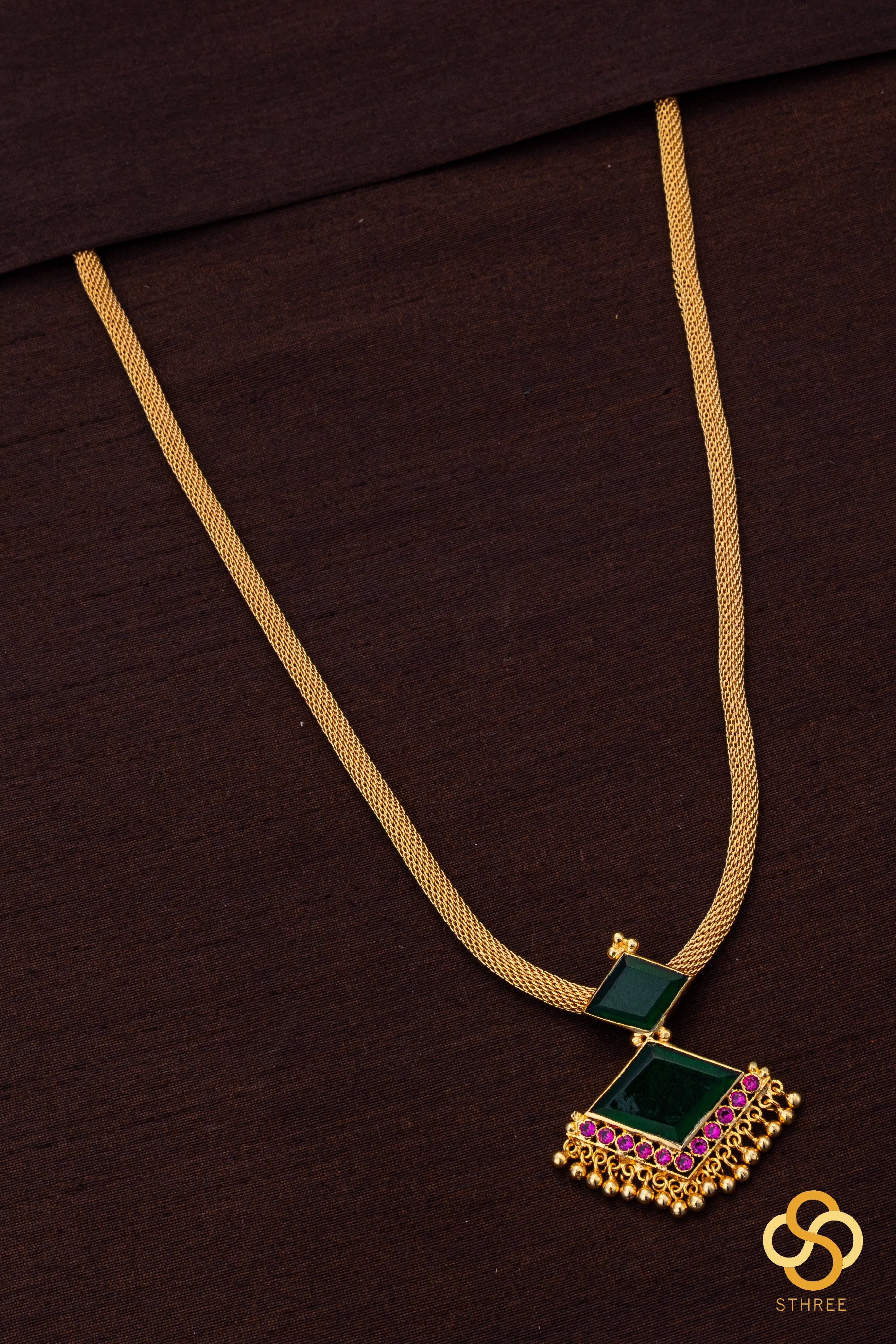 Keralam Padakkam necklace -  Emerald green