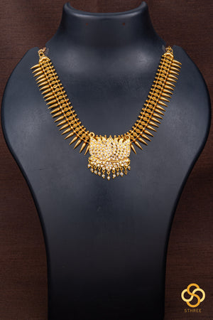 Mullai Malai with lotus pendant