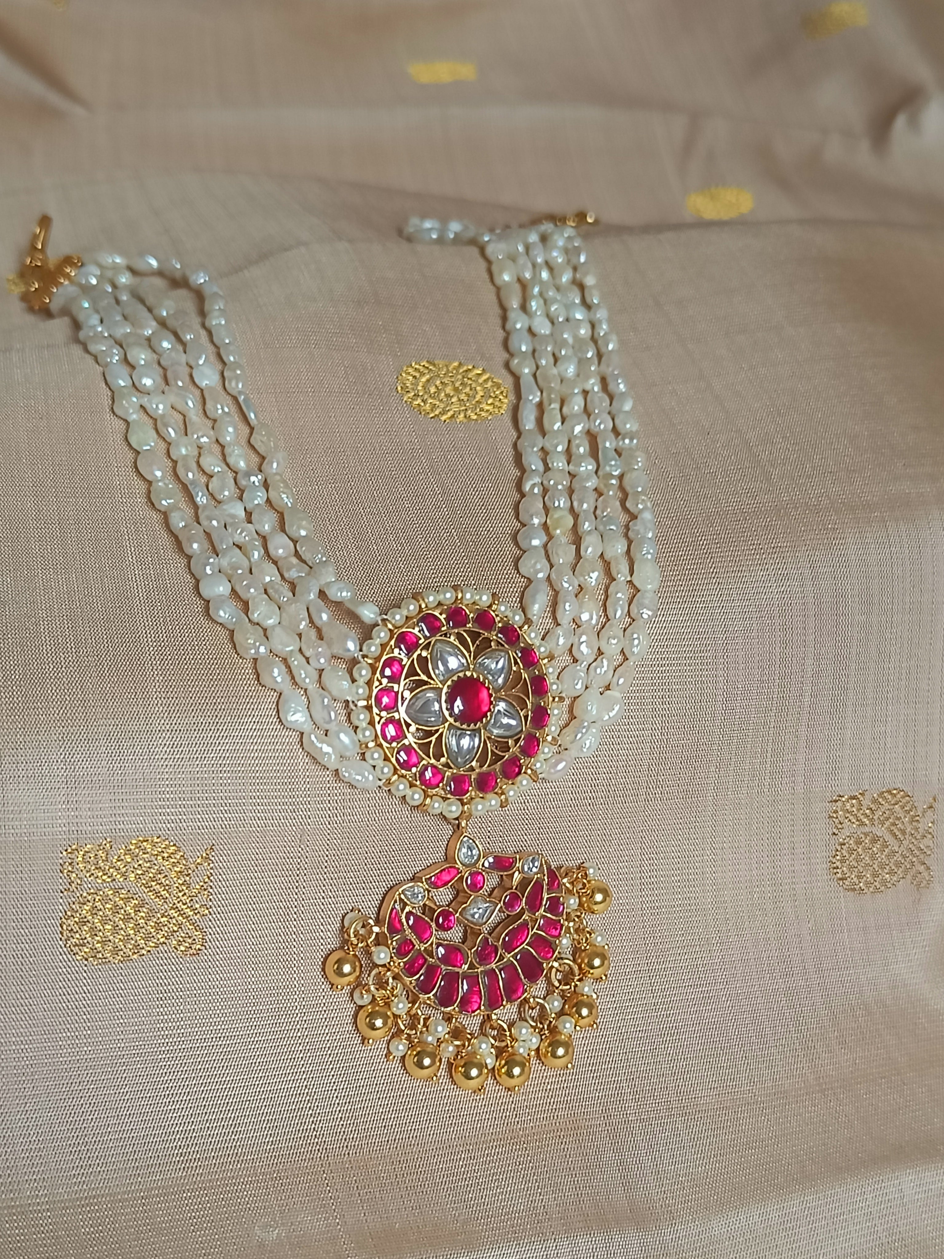 Fresh water pearls choker - Kemp red