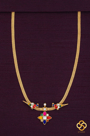 Kili pendant in Navarathna