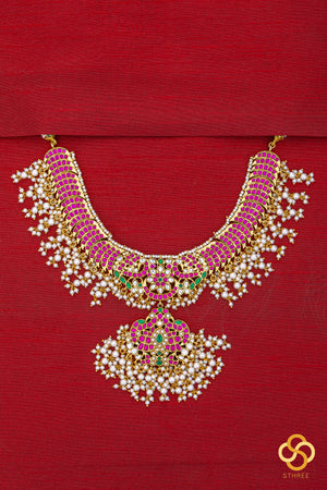 Kemp and Pearls - Guttapusalu Necklace Set