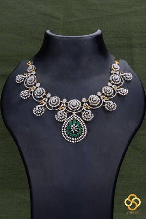 Peacock Zircon necklace - Emerald colour centre piece