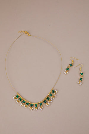 Kundan Squares on a Thin Chain - Green
