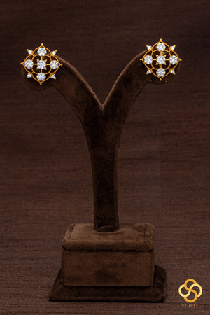 Diamond pattern earrings