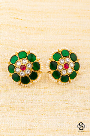 Jadau kundan earrings - Emerald green