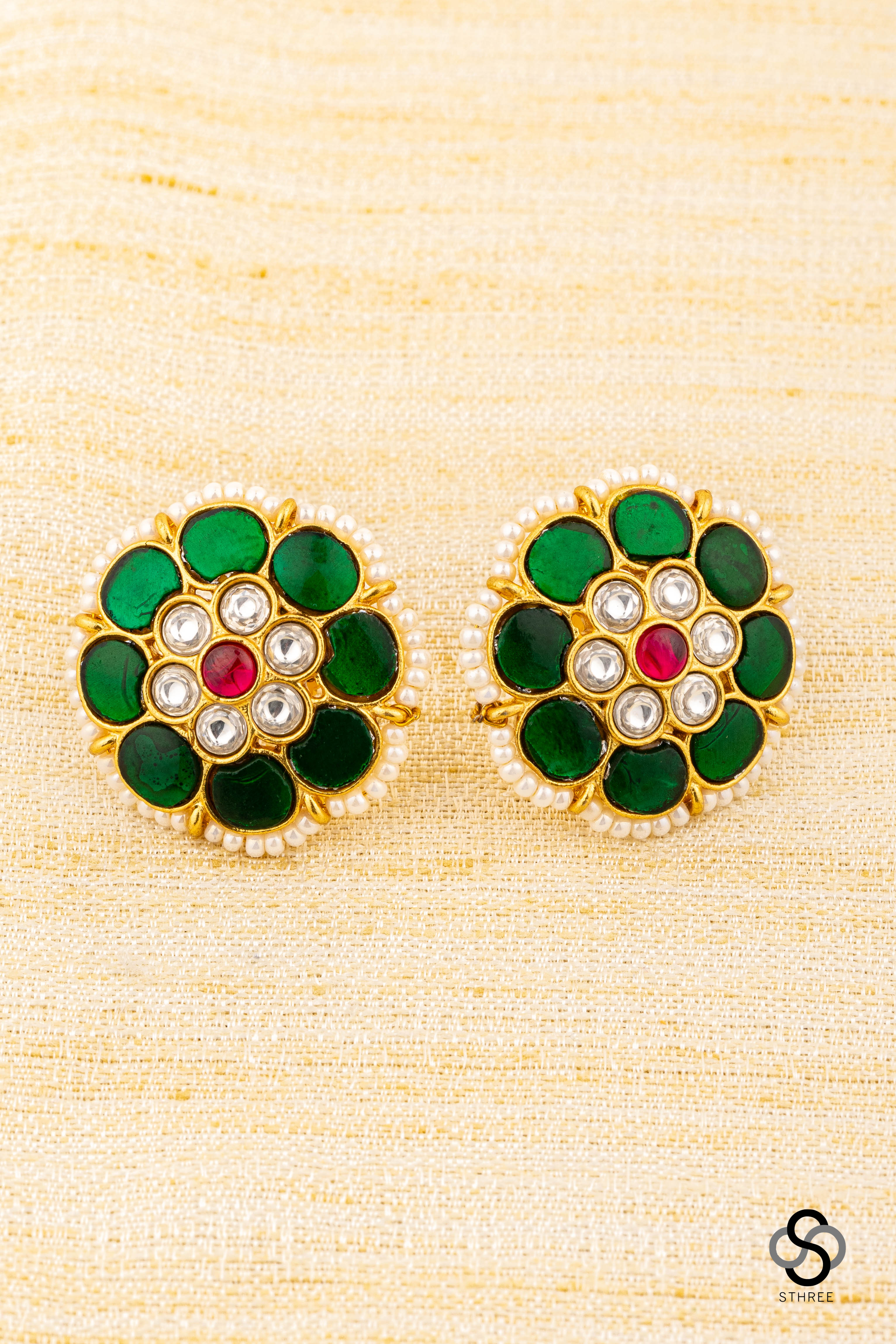 Jadau kundan earrings - Emerald green
