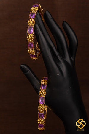Amethyst colour with antique finish gold balls - Set of 4