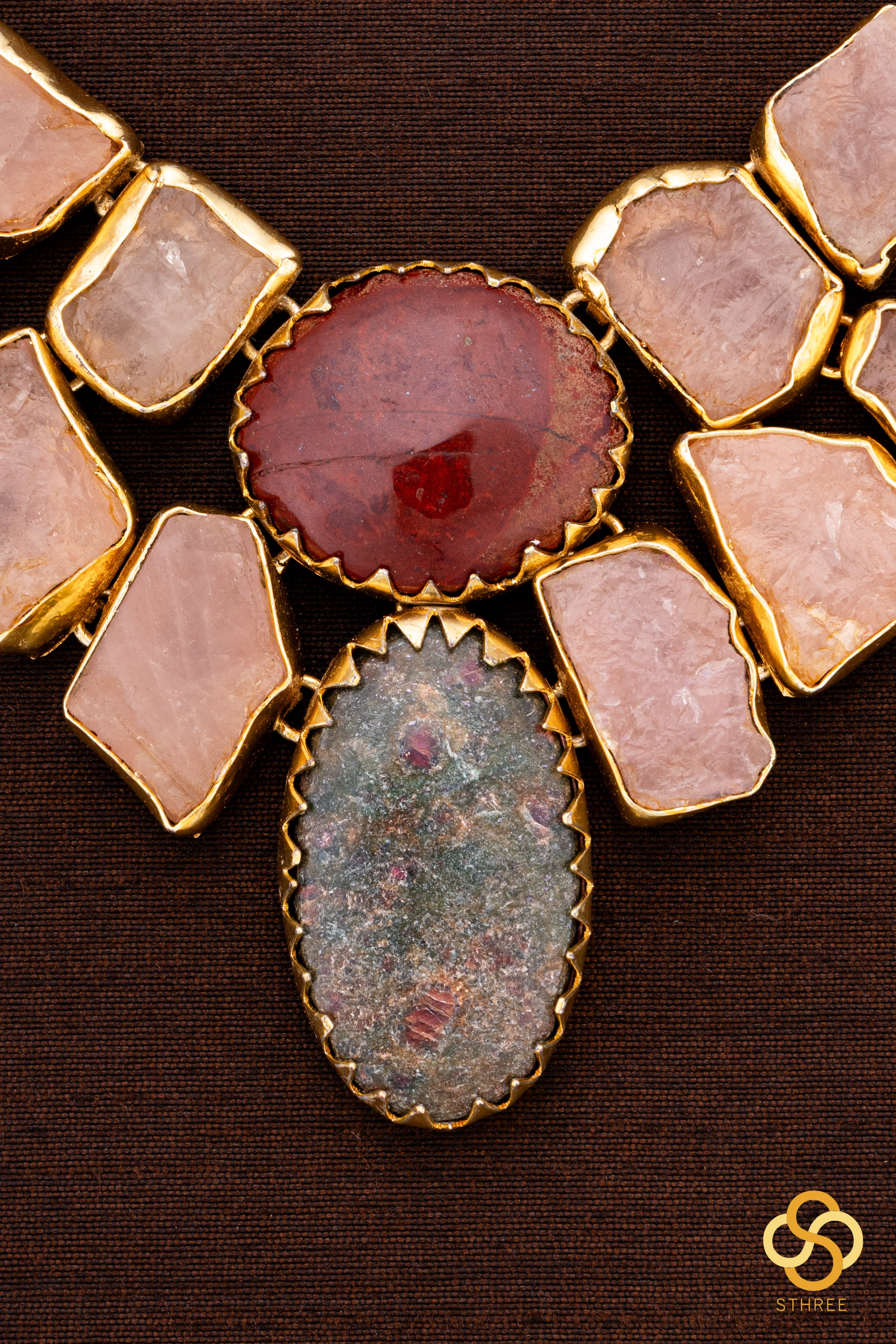Druzy Raw stone necklace - Green and amber centre piece