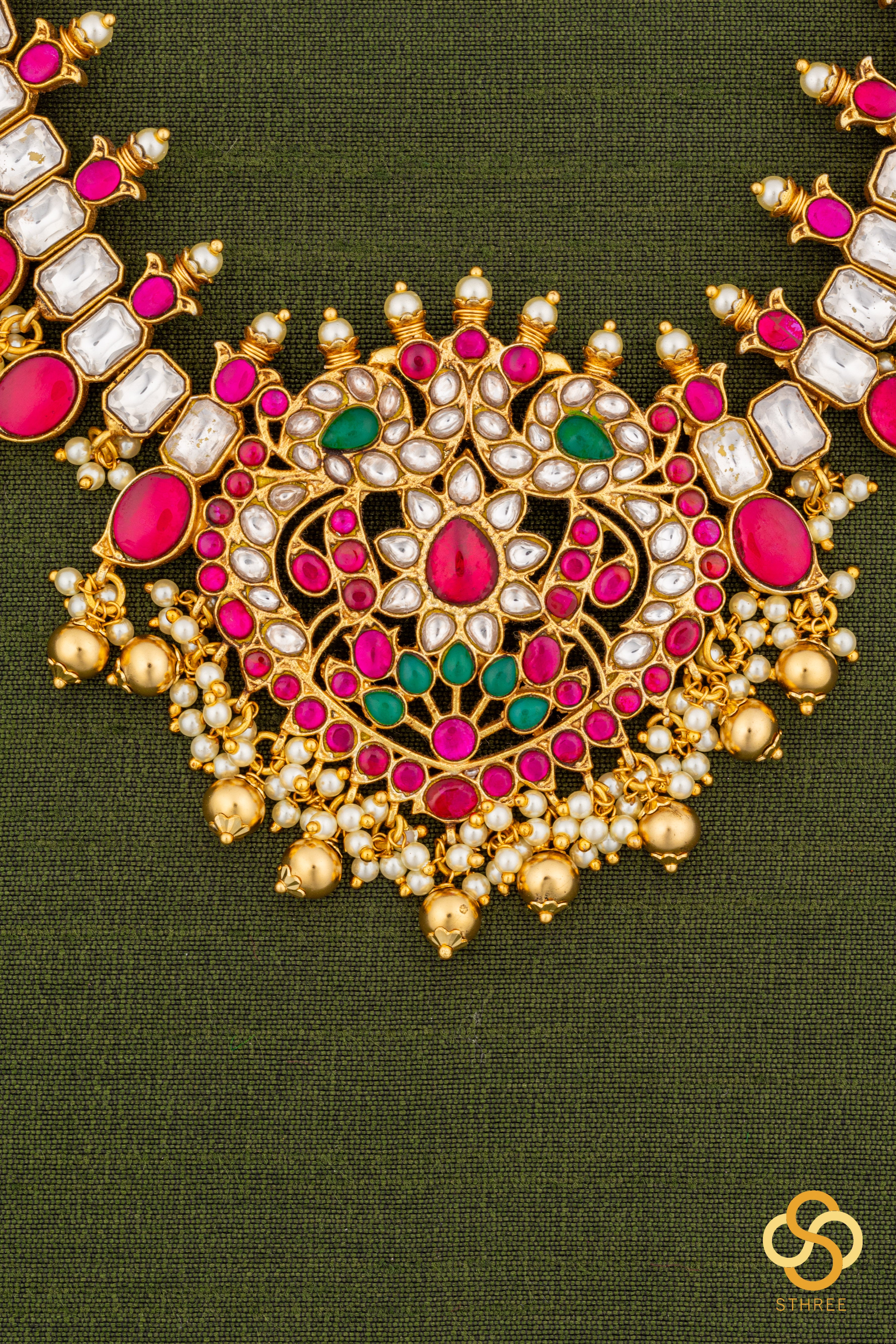 Jadau kundan with Mayil pendent Necklace  - Ruby red