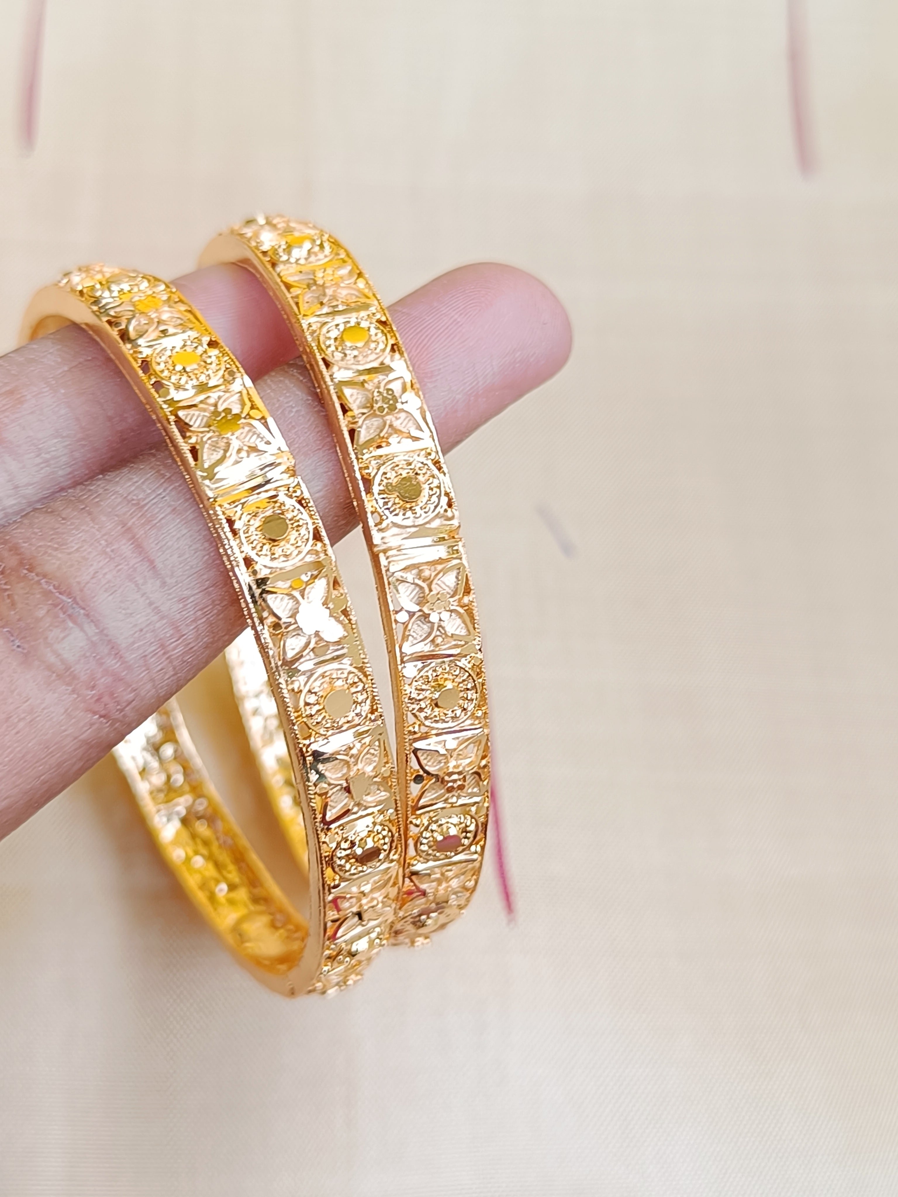 One gram gold finish gold bangle (Set of 2)