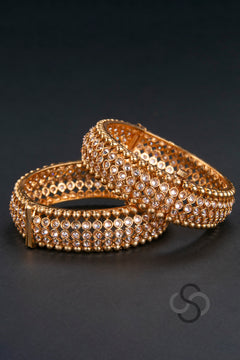 Antique Finish Kada - Uncut White