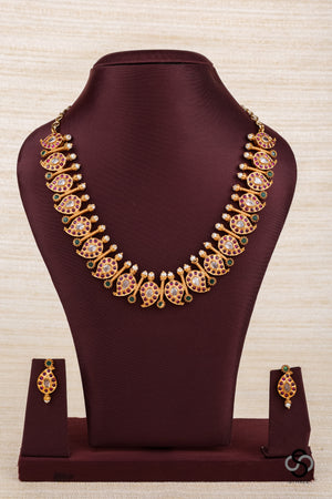 Manga malai set with pearls