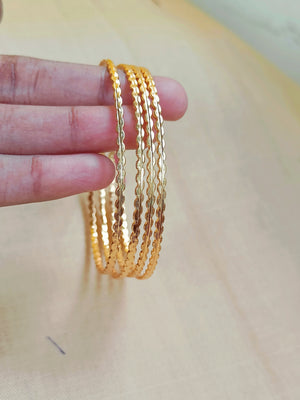 Neli - Set of 4 bangles