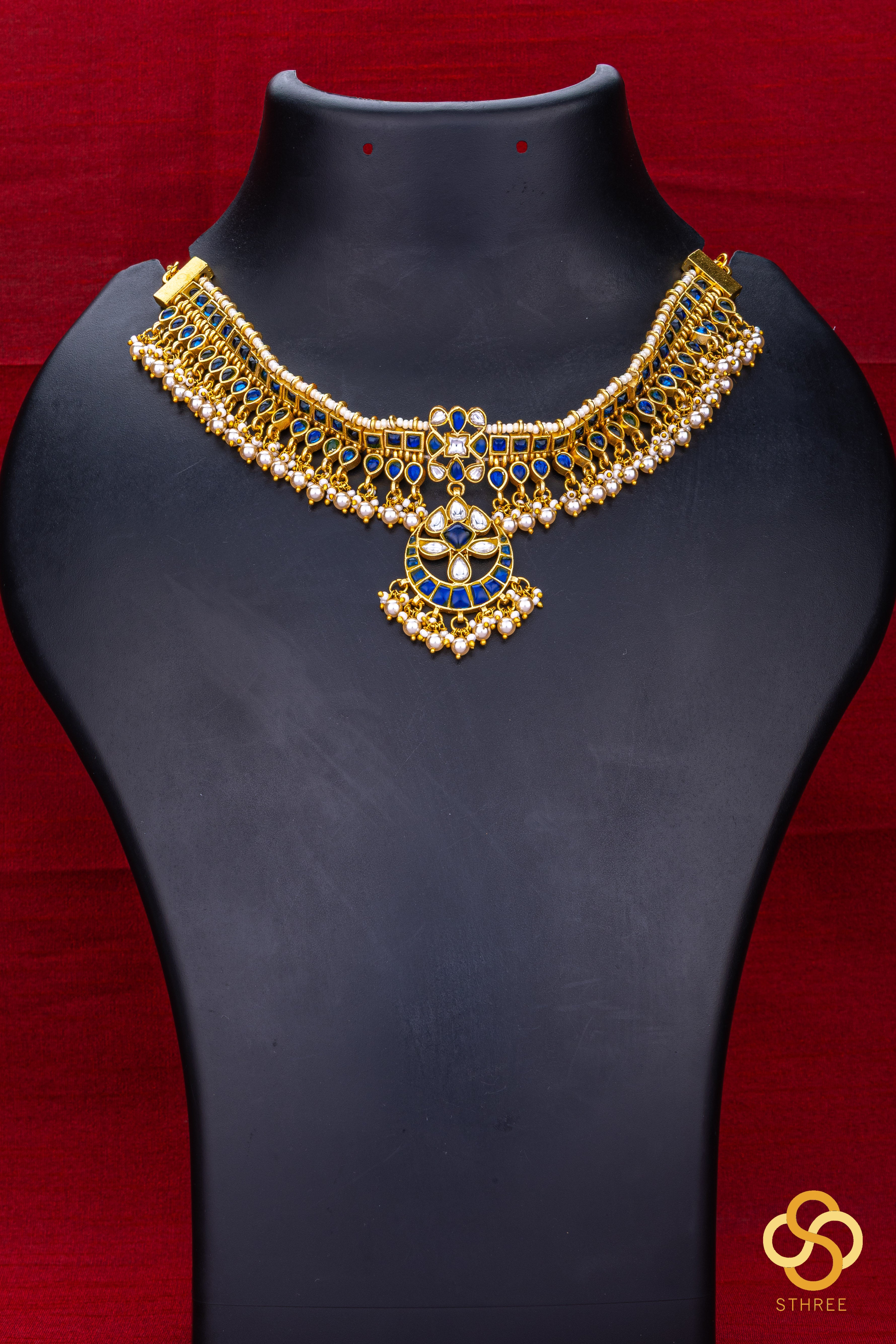Traditional kemp choker in Blue