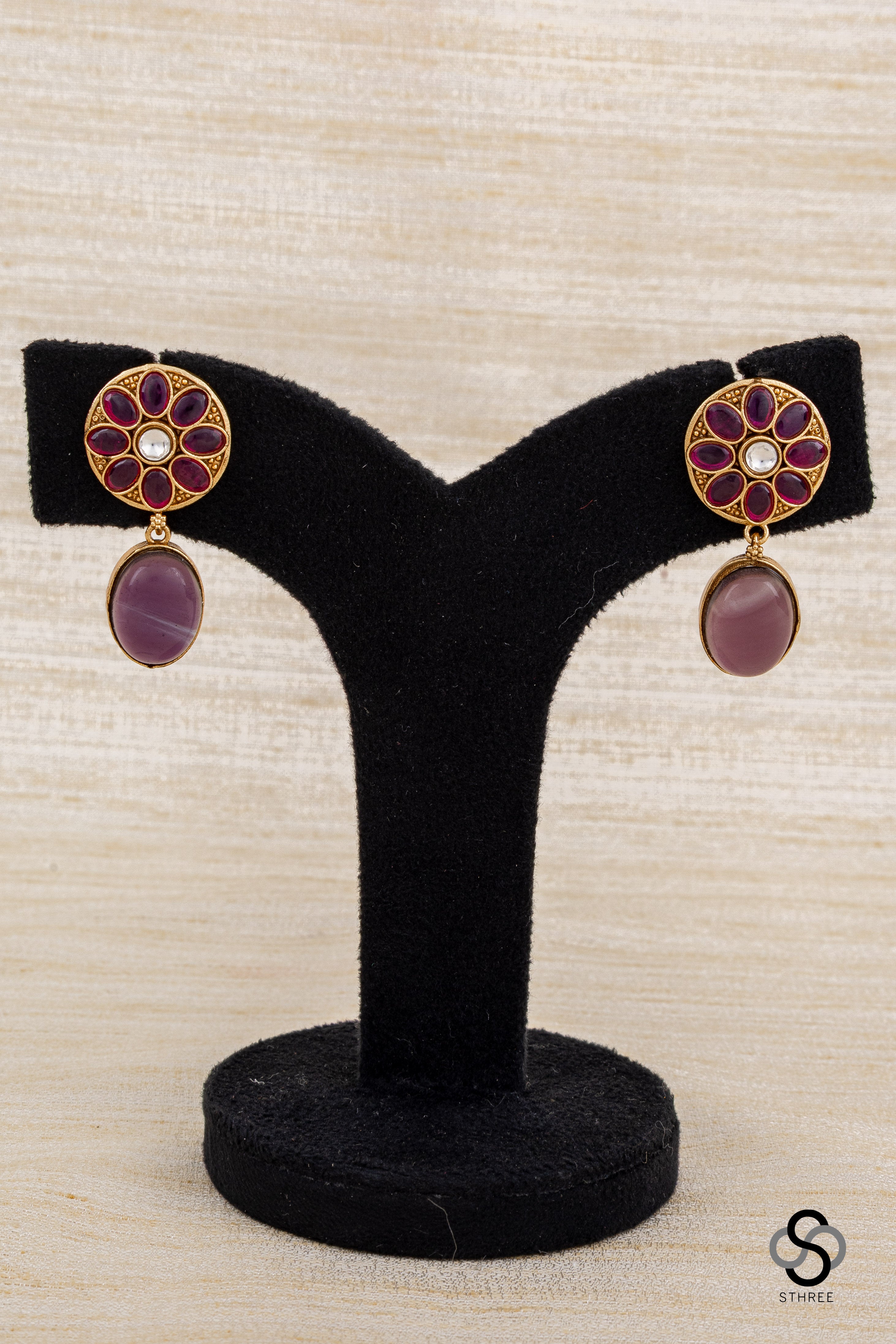 Cabachons with Kemp - Amethyst colour
