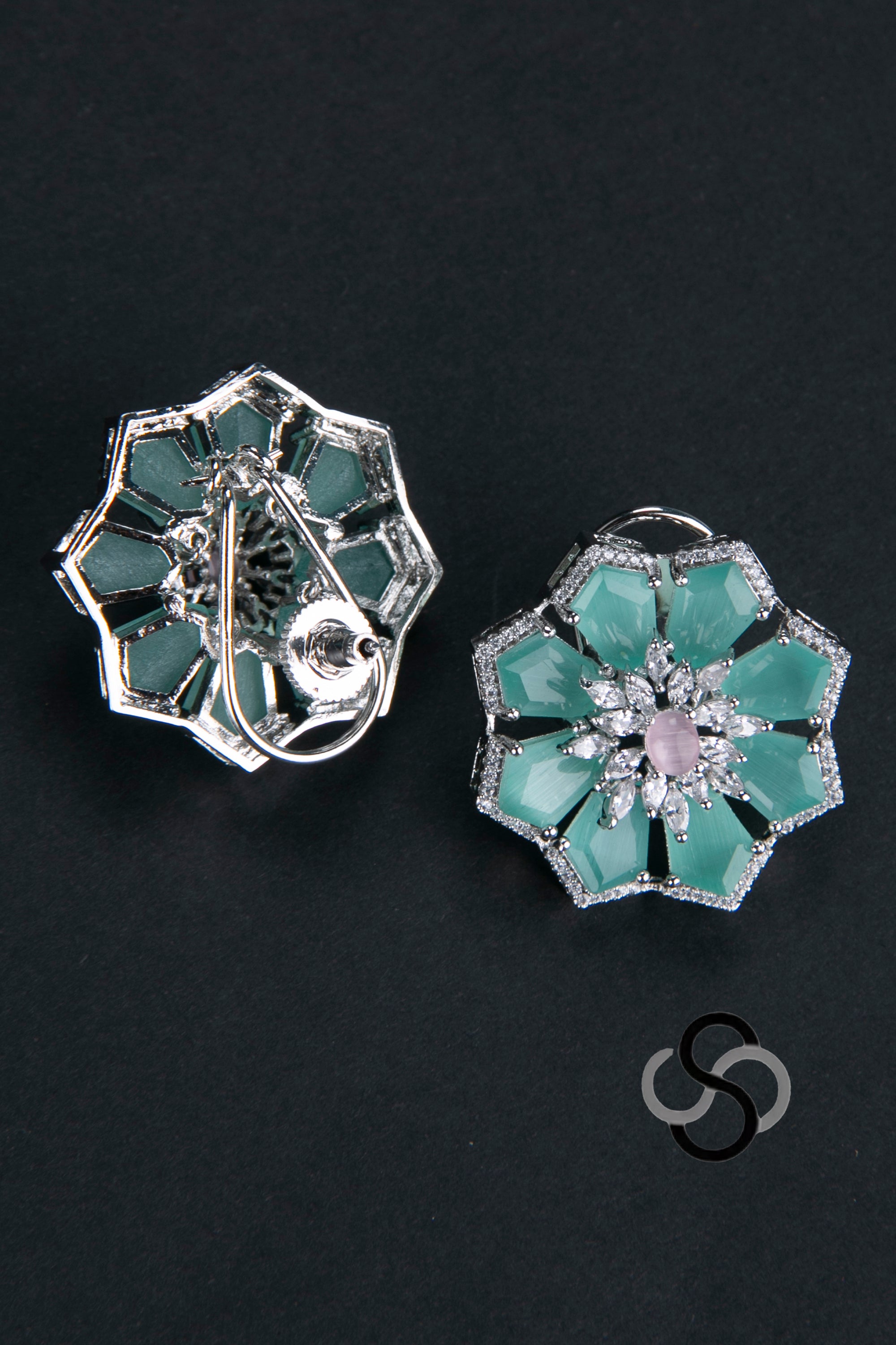 Diamond Pattern - Collar Choker