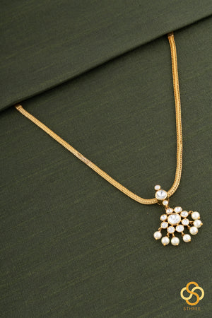 Vaira Padakkam - Moissonite Addigai Pendant with Pearls