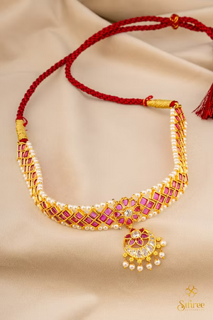 Traditional Kemp Choker - Ruby red with Pearls