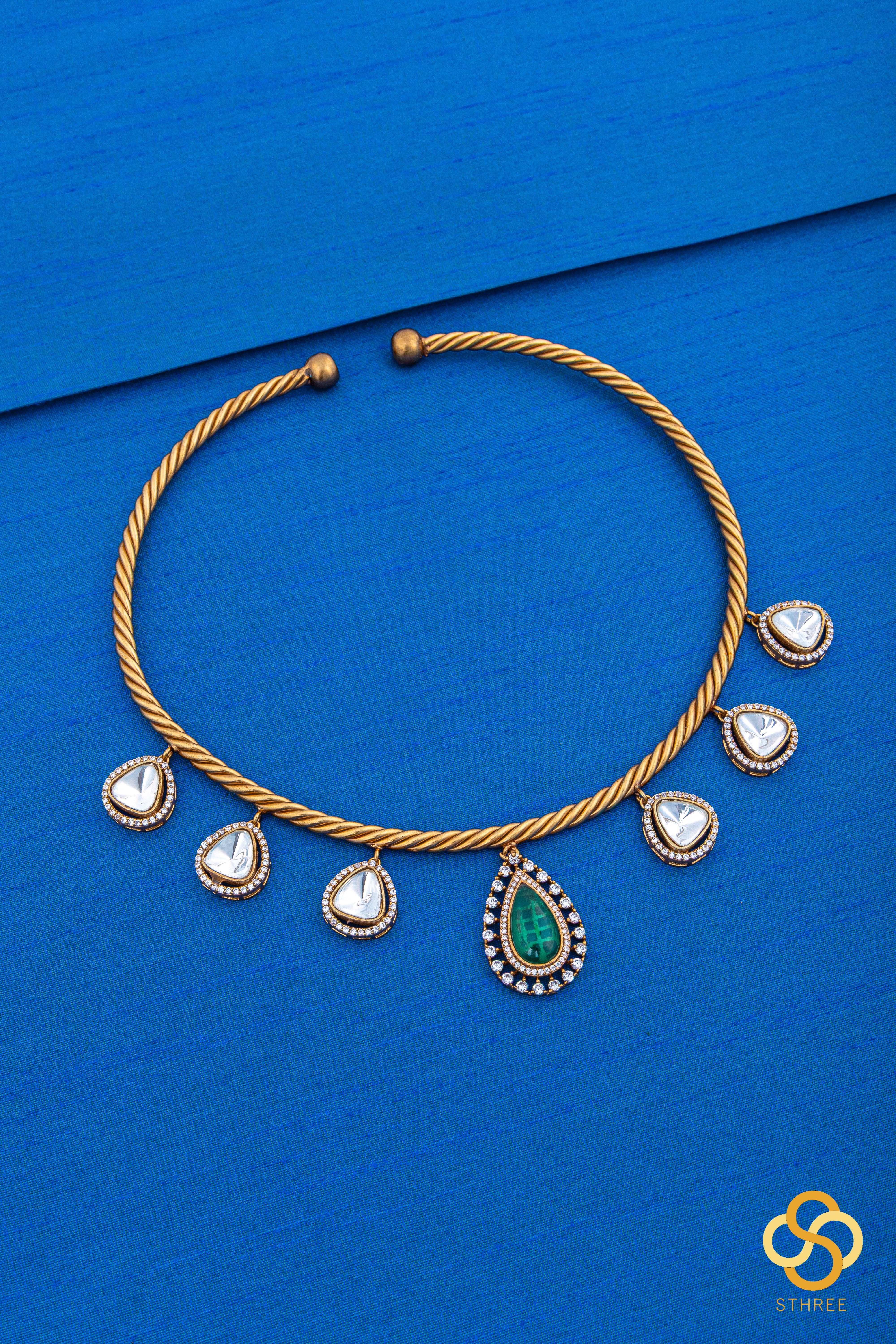 Hasli set - Kundan hangings - Green centerpiece