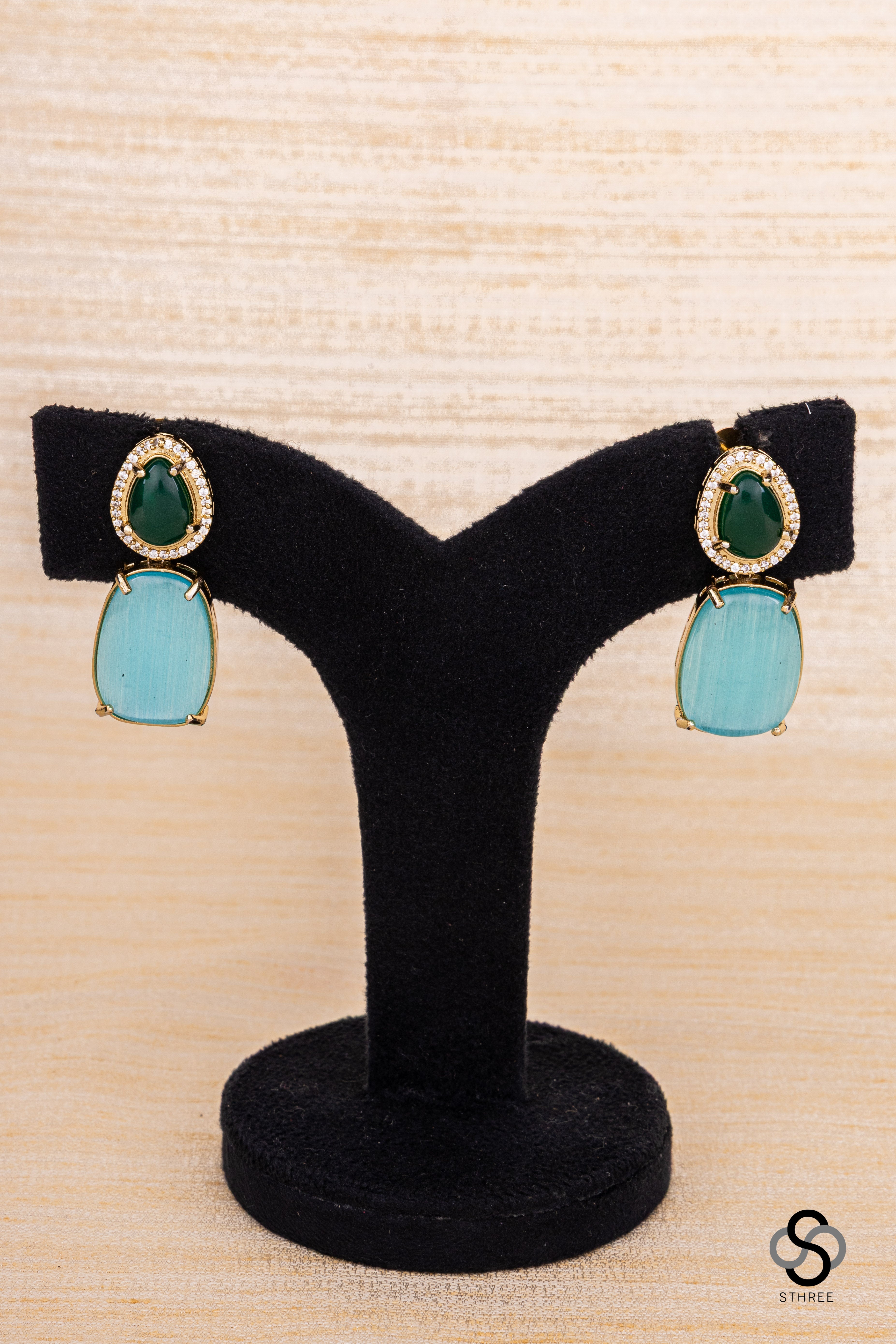 Multi colour stone neckace