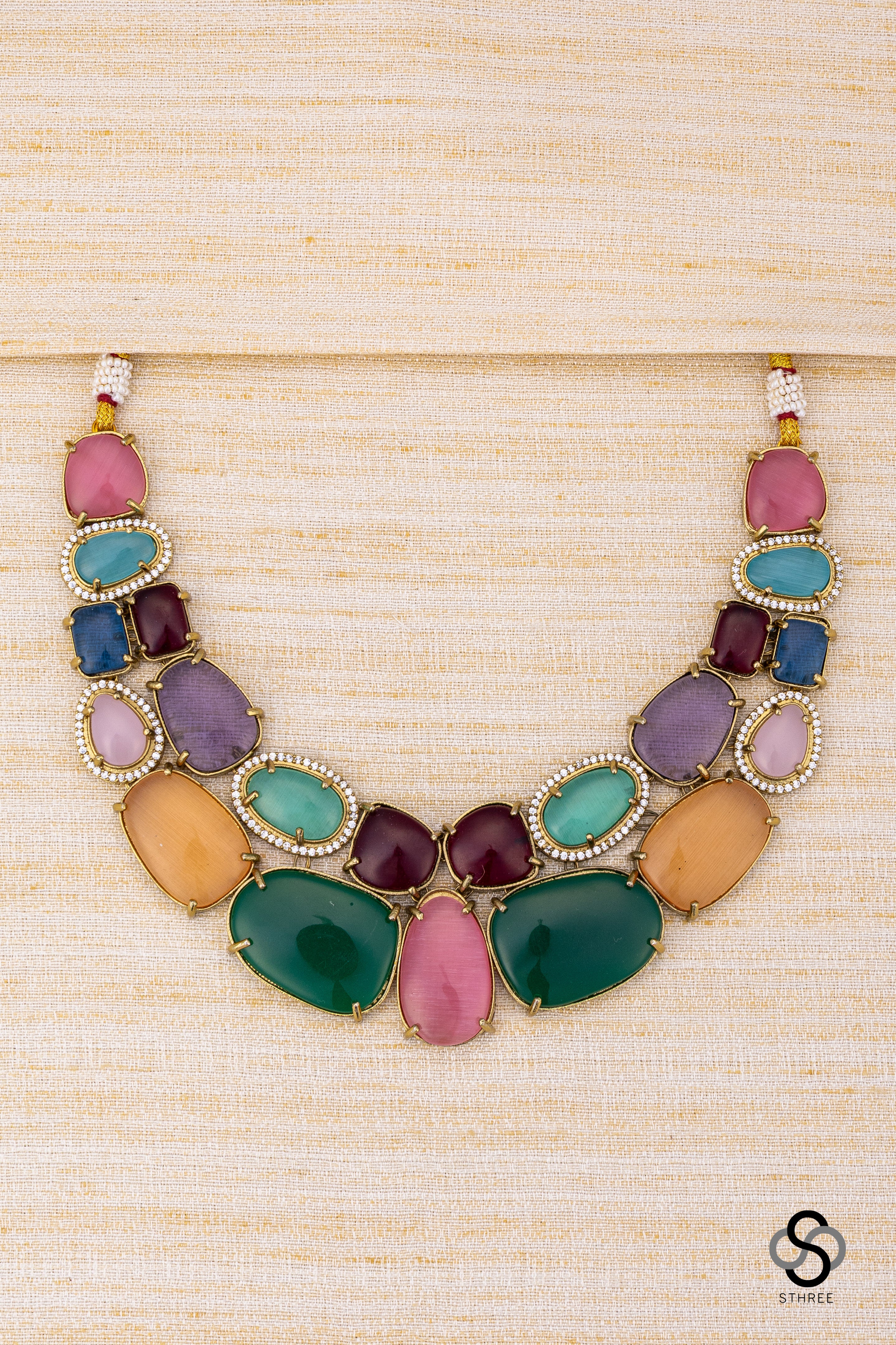 Multi colour stones neckace