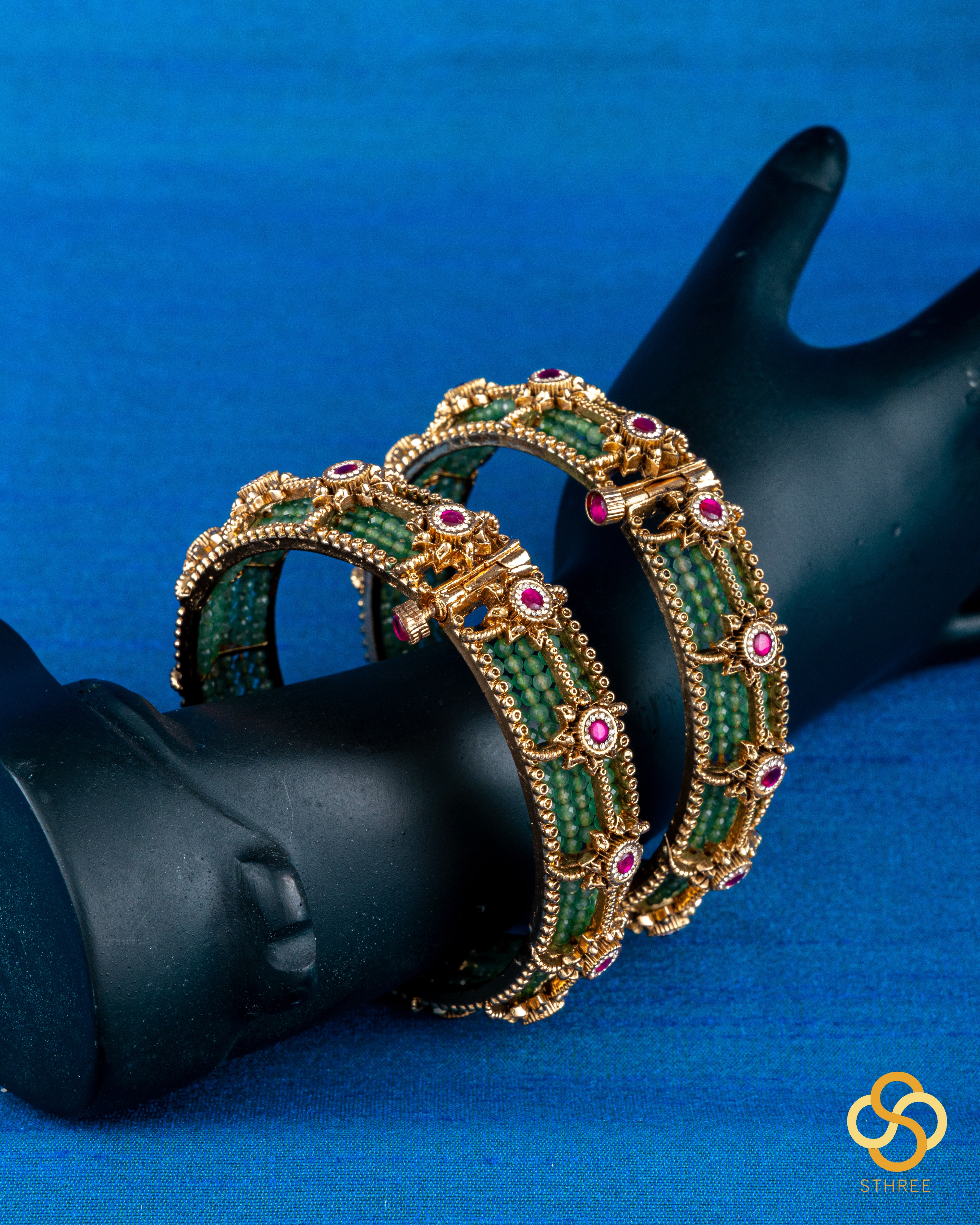 Antique pattern Kada - Green  colour beads