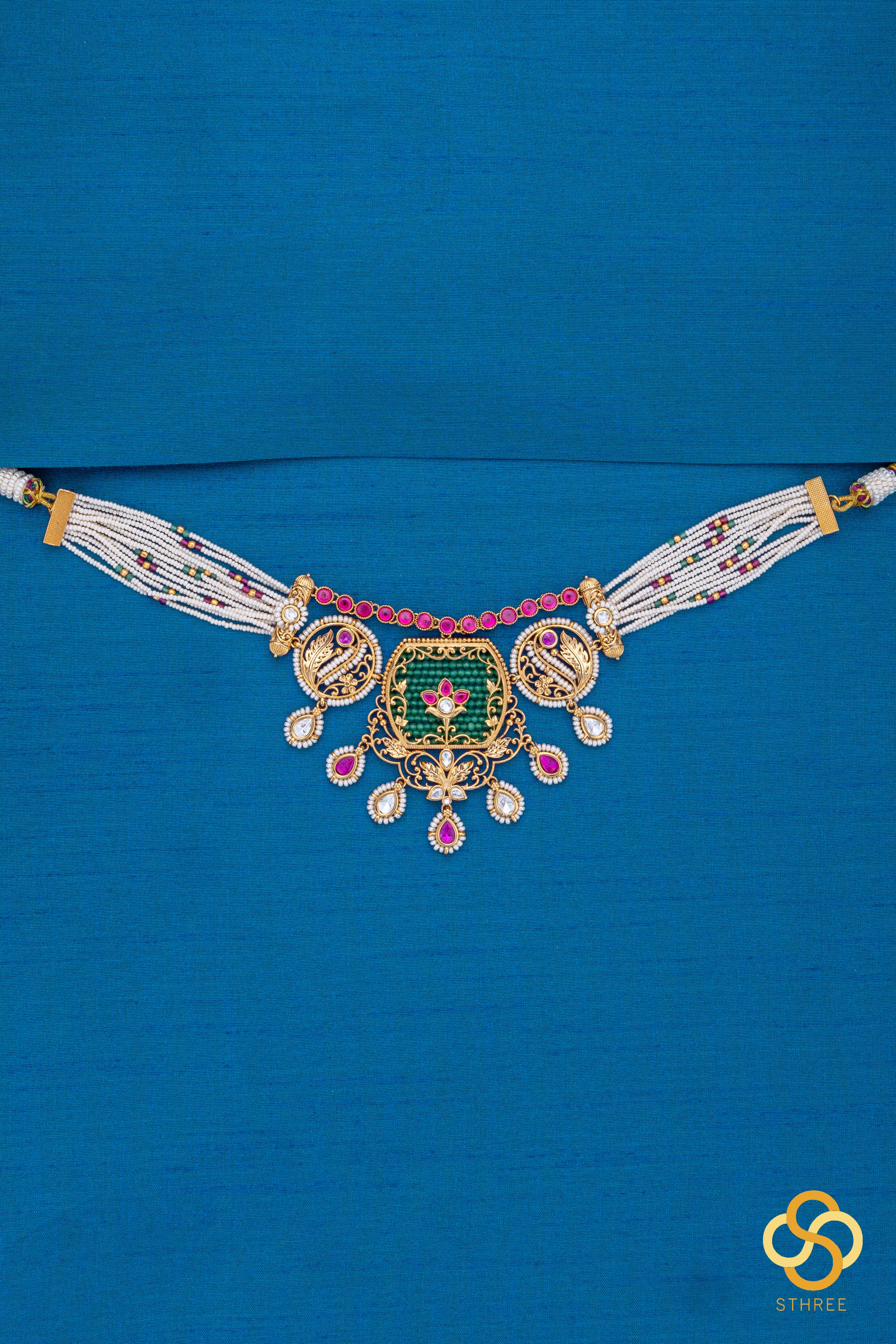 Pearl Choker in Jadau Kundan Pendant - Emerald Green with Ruby Pink