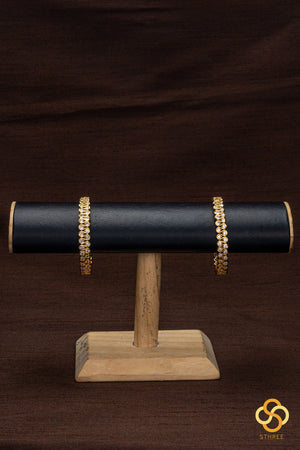 U - pattern diamond setting bangles
