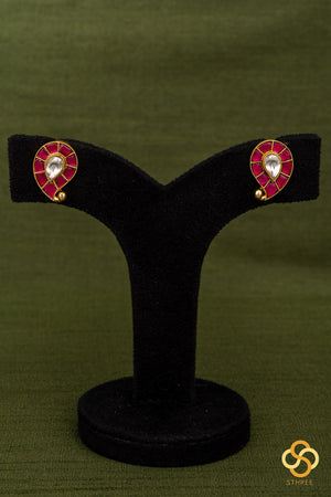 Manga Malai Set in a Spiral Chain - Kemp Red