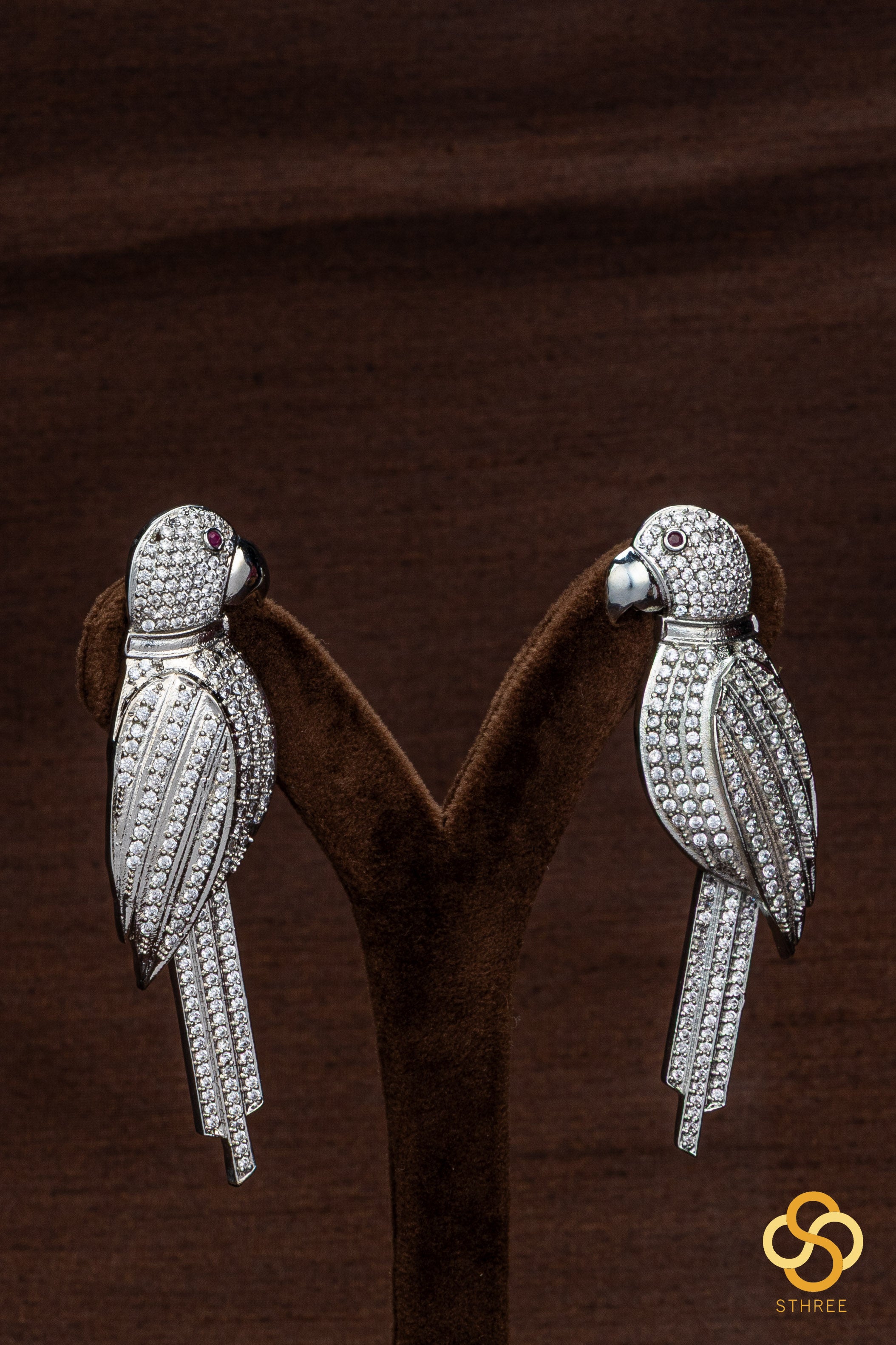 Parrot earring - Diamond pattern
