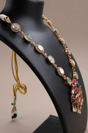 Jadau Kundan Necklace Set